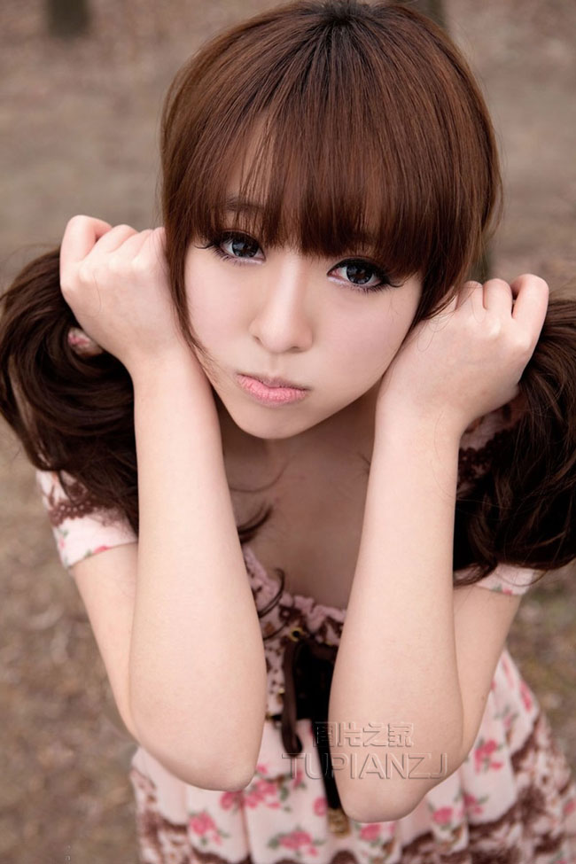马小乐在果园里日金朵 上邻居大婶 九婶的水好多