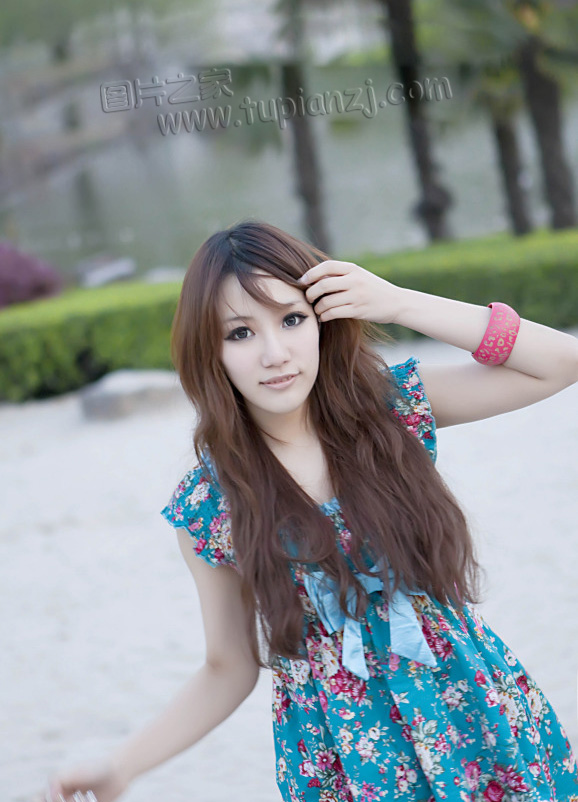重生奋斗俏甜妻 背着老婆我进了她的闺房