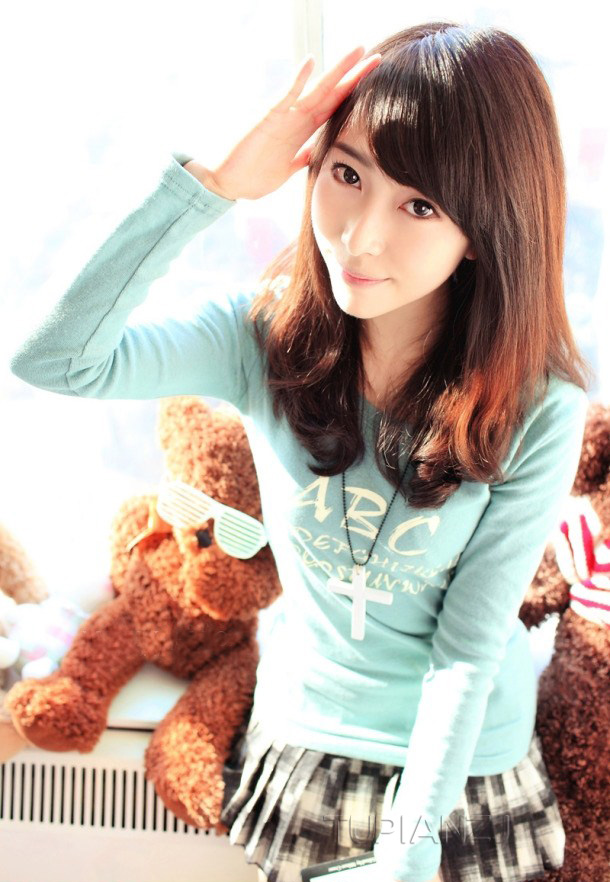 表妹被我老公摸屁股 还说很愉悦