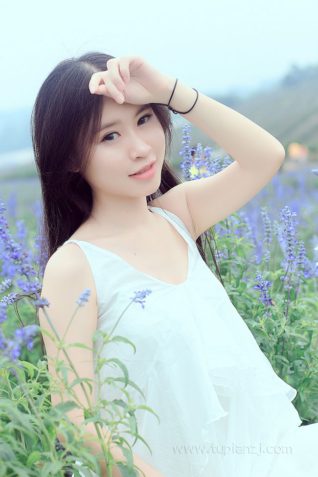 口述我和美女姨妈的秘密情事 年幼无知的我陷入乱论之恋