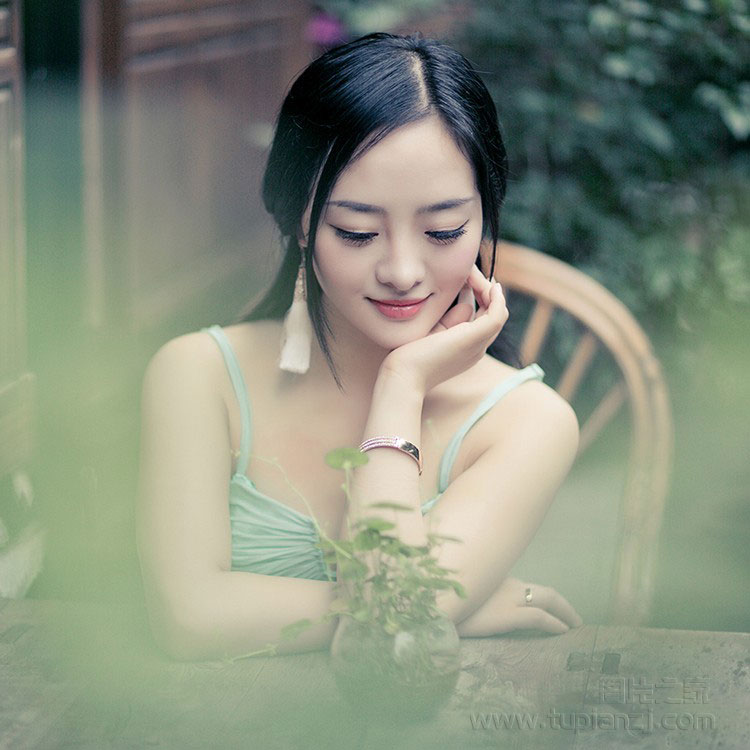 女生想那个了是什么生理反应 女朋友老是撒娇抱住我 接下来该怎么做?