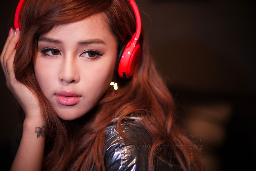 老公不在家的夜里被小叔子欺负 口述我和小叔子的高潮过程