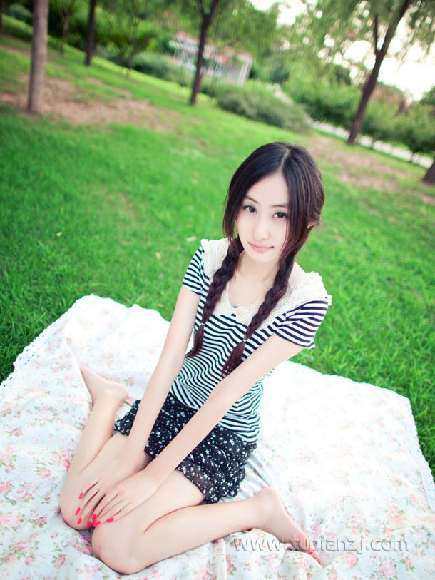 女友和兄弟玩了一上午 口述风骚女人让我兄弟俩伺候她