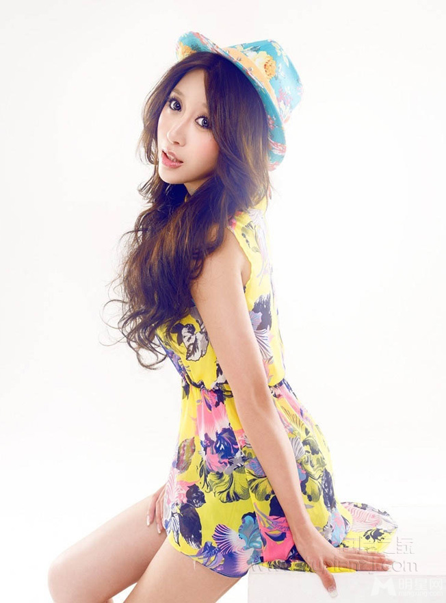 恋爱心理揭秘:女人不漂亮 靠什么征服男人?