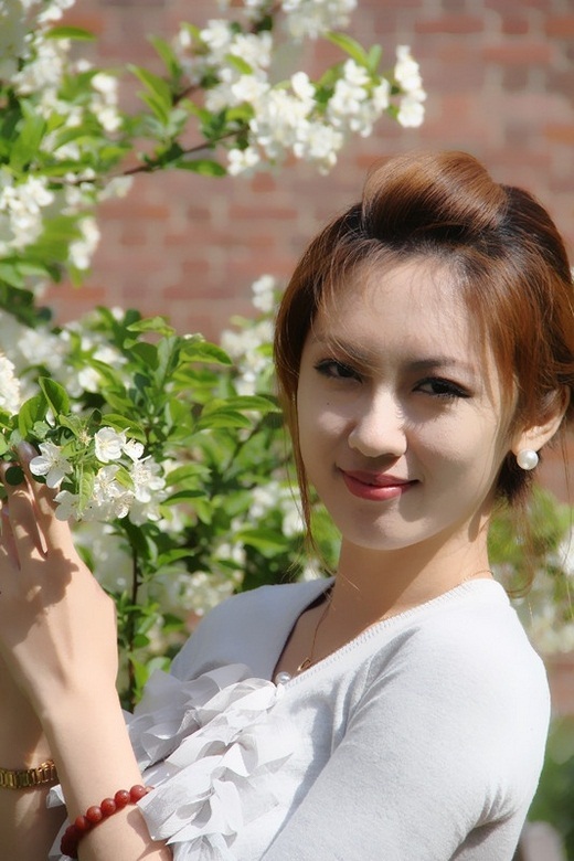 爱情失意女同事竟色诱我