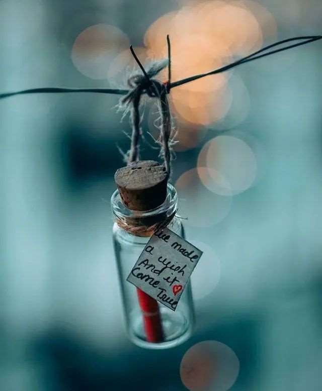 沉默寡言型的人，一般性格内向，不善交际与言