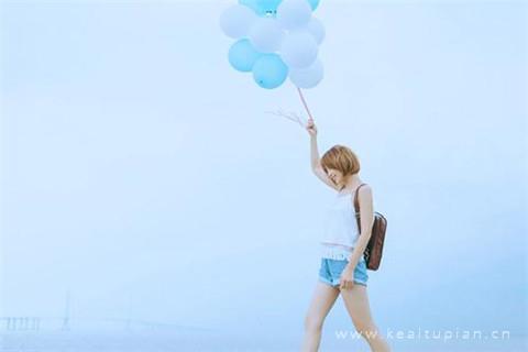 我泪如雨下，却飘摇直上