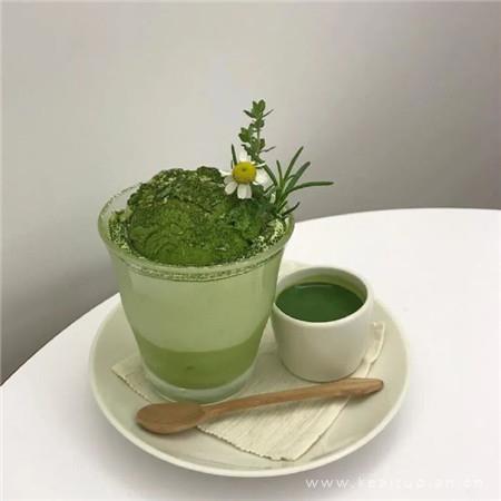 苏格拉底，让大脑绕个弯儿