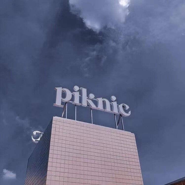 请你保持微笑
