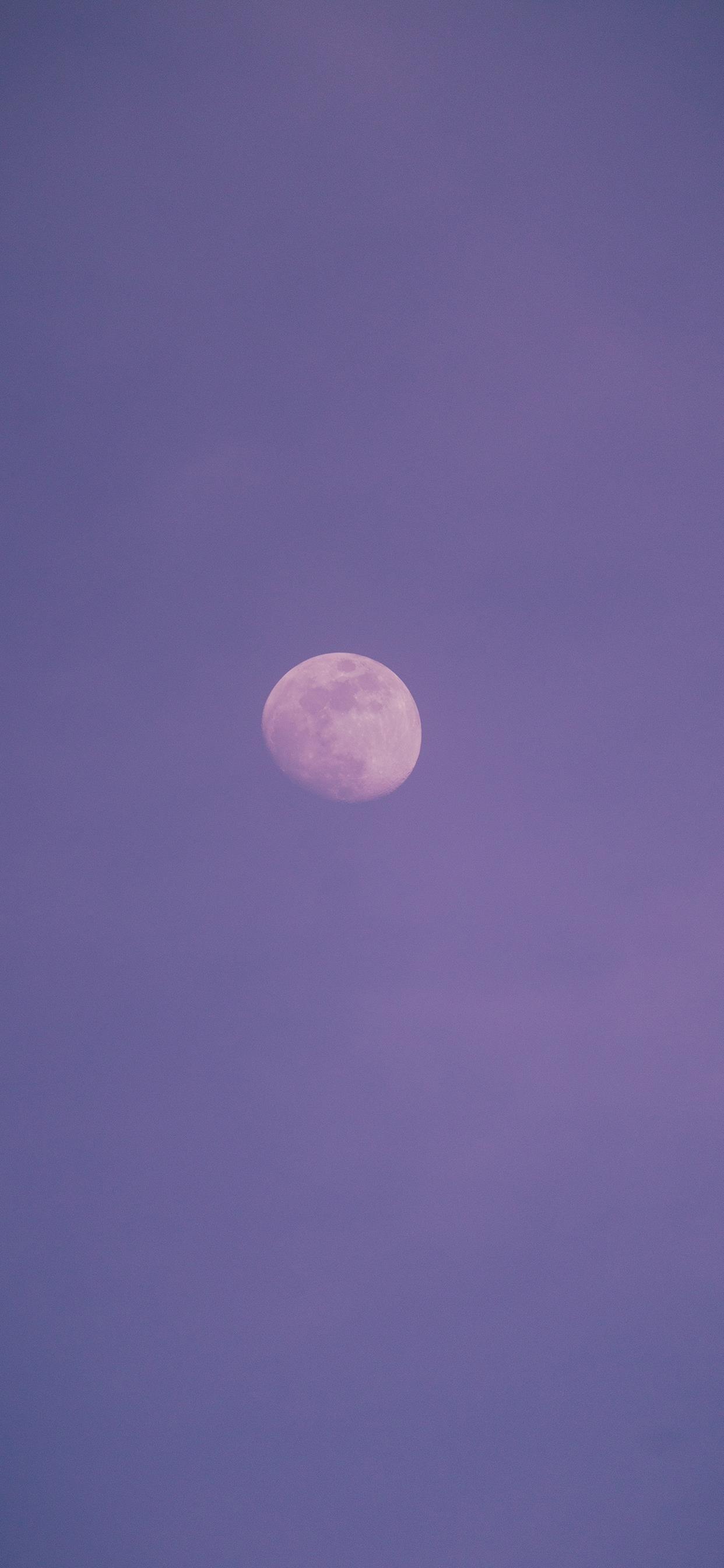 女孩伤感带字图片_阳光下女孩的身影