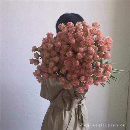 抬眼看天，依然美丽