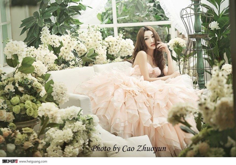 不怨天尤人，也不埋怨谁舍你而去