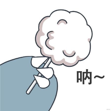 在雨色天空下