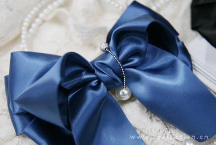 李宇春的经典语录和几十位名人对她的雷人评语