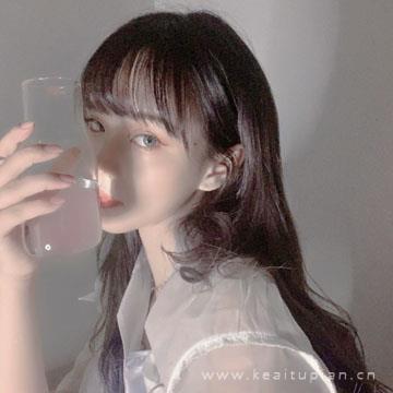 想念这个很烦的女生