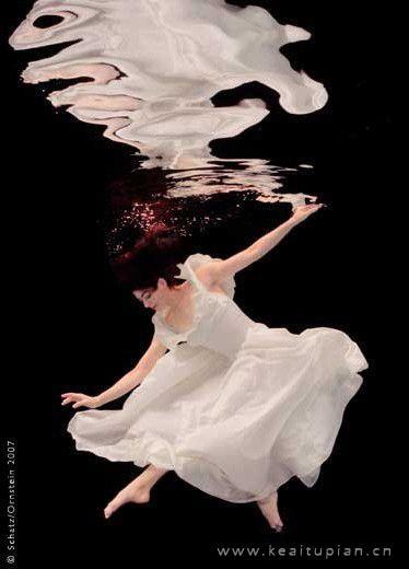 当爱情不再是一生一世的坚守