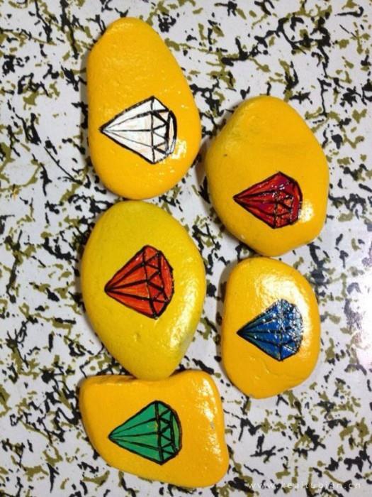 我自会发光，何须仰仗太阳