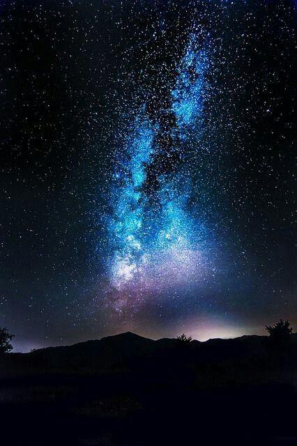 小城，爱开在梨花散落的时节