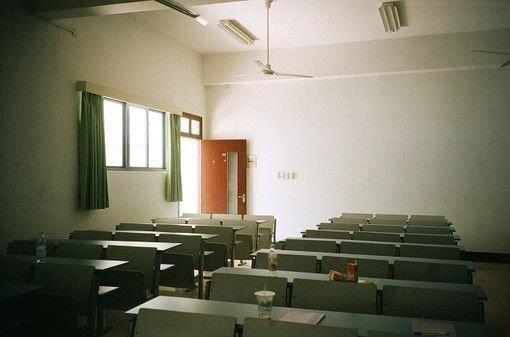 传递爱的寓意唯美素材_把爱拽在手心