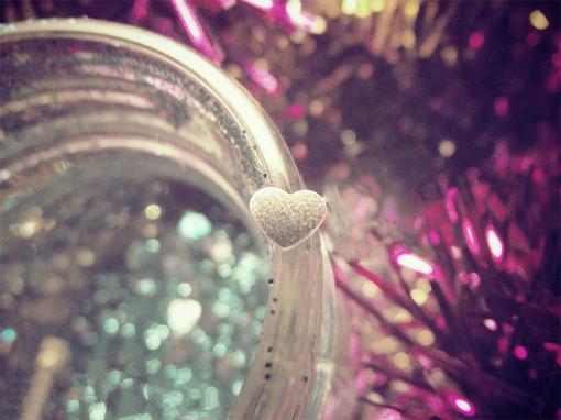 拥有时，好好珍惜；离开了，默默祝福。