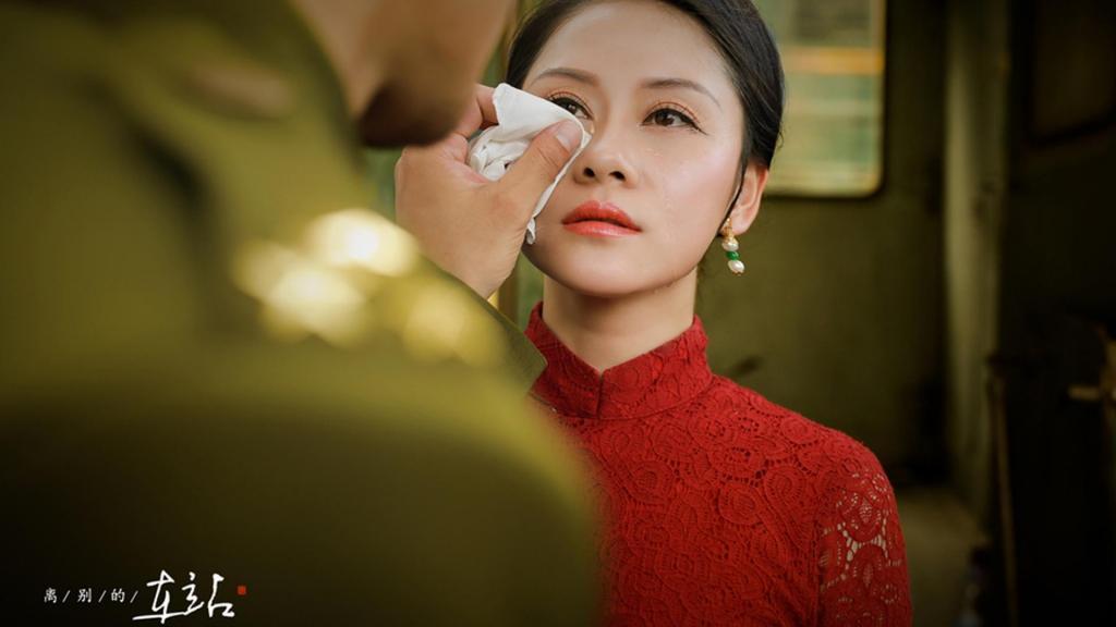 你为了谁，把自己买醉
