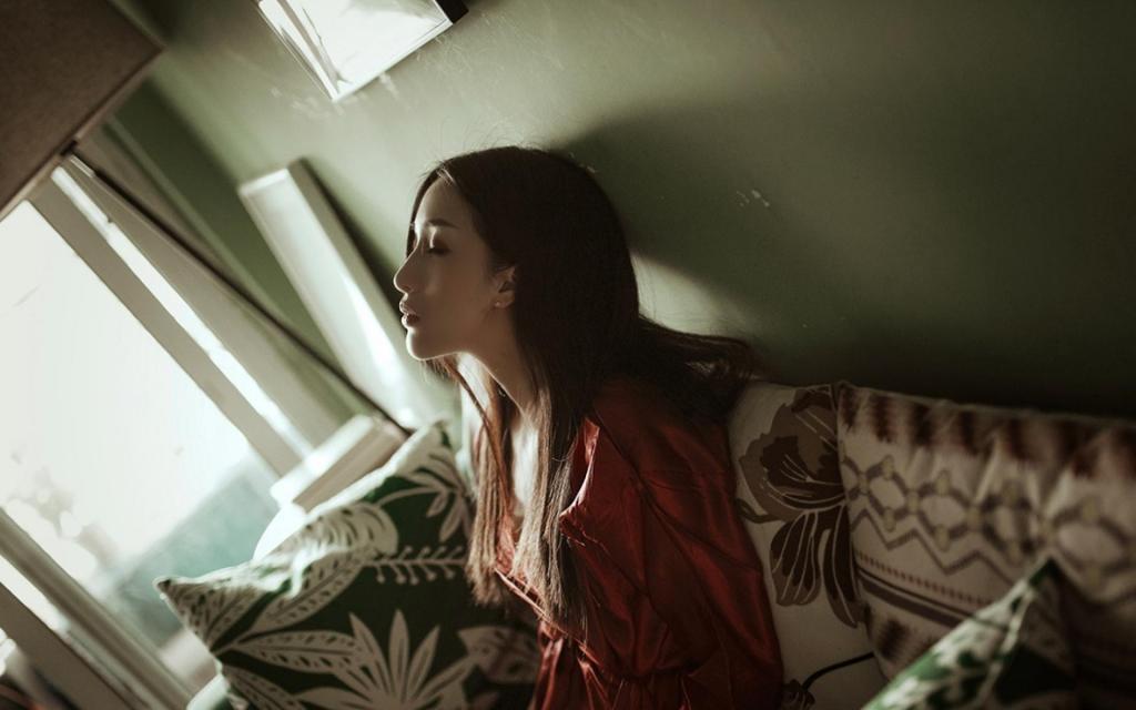 把你关进衣柜里