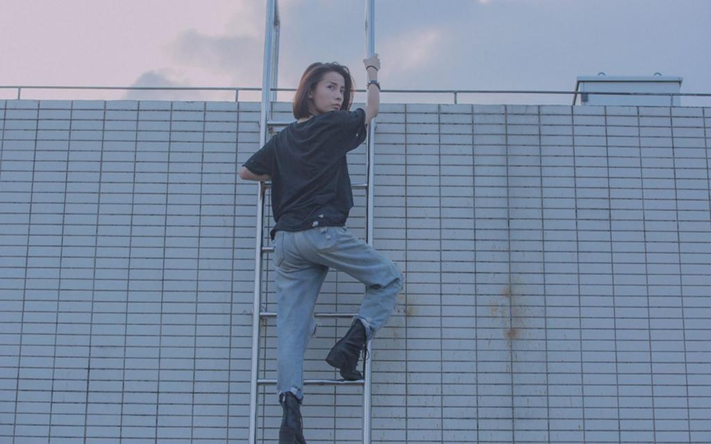 描写环境恶劣片段