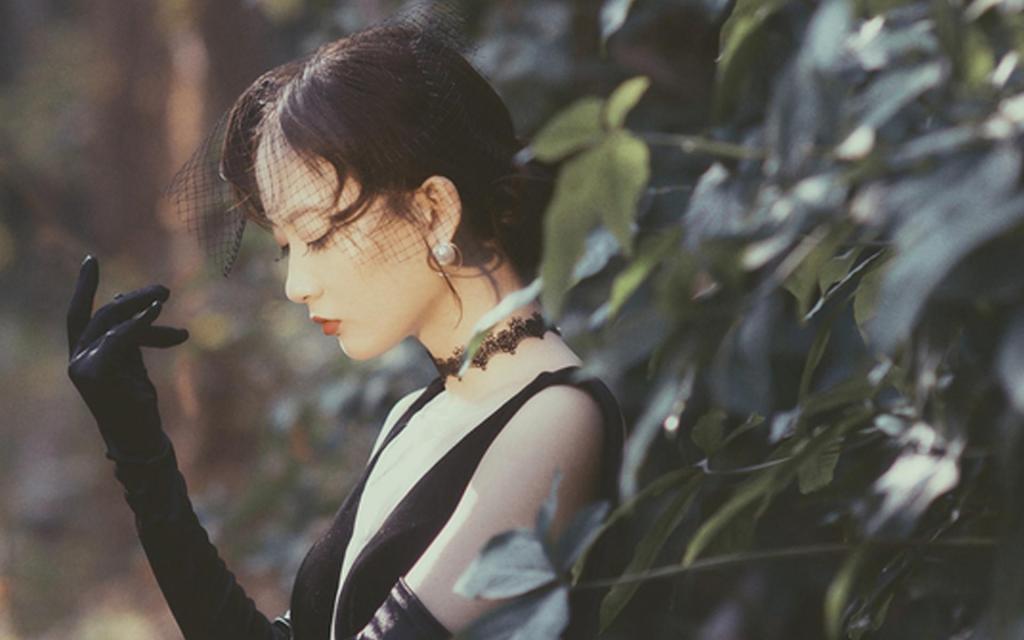 得成比目何辞死，只羡温言不羡仙