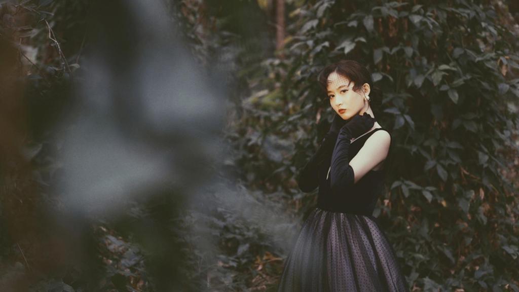 没有谁放不下谁,放不下的只是心结