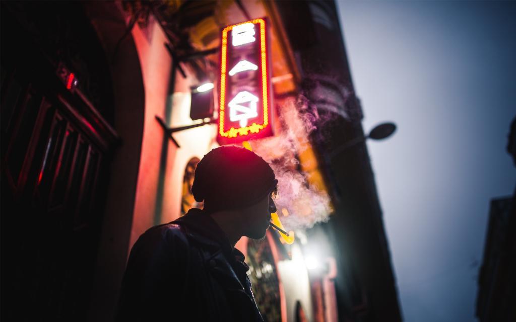 在生命的外衣下