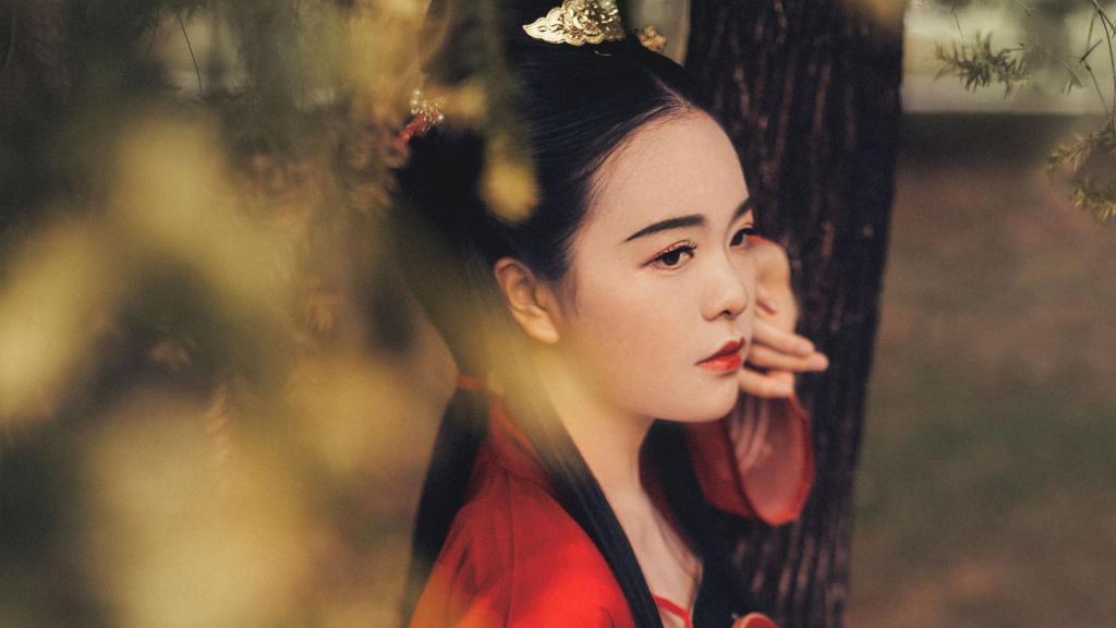 晚秋凄雨话离愁