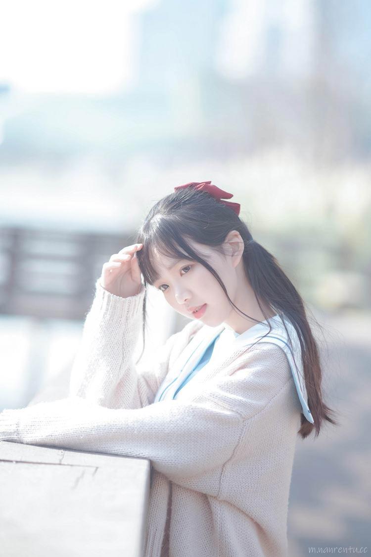 短发女神居然邀我一起去户外