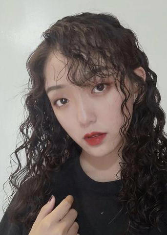 女上司勾引下我们发生了性关系