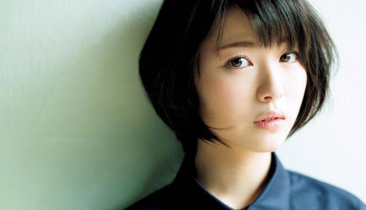 跟男友在一起他就想要抱抱 虽然黏人，但我喜欢