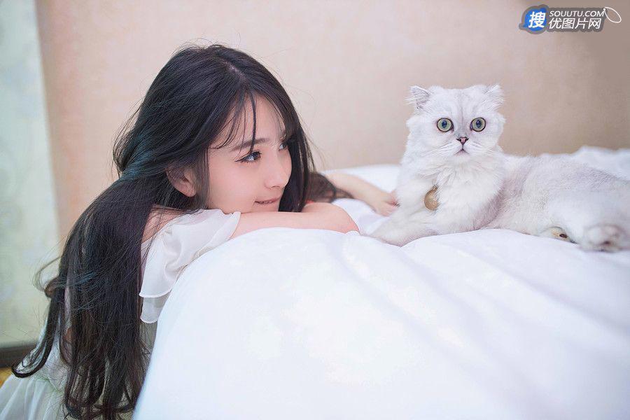 今生穿越 那一夜我忍不住爬上姐姐身上小说