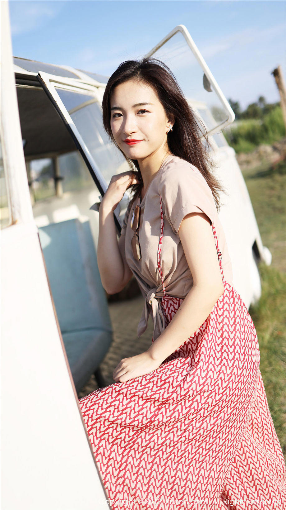 口述实录:我的闺蜜经常在我身边与我老公做爱