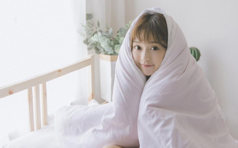 趁姐姐睡觉打了个飞机 叫你最爽的飞机方法 让男人爽到不能呼吸