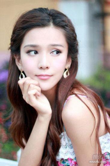小气男友连一张婚床都不肯买