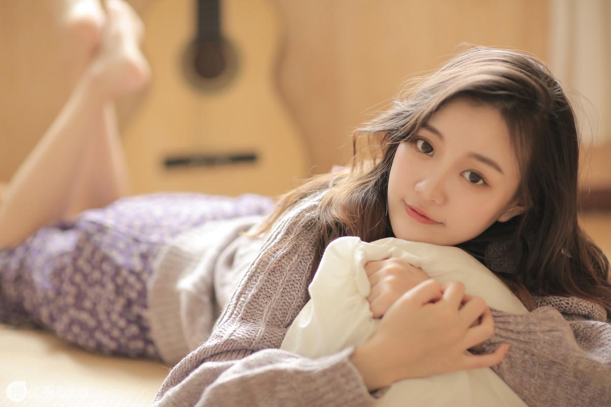 短发女神居然邀我一起去户外