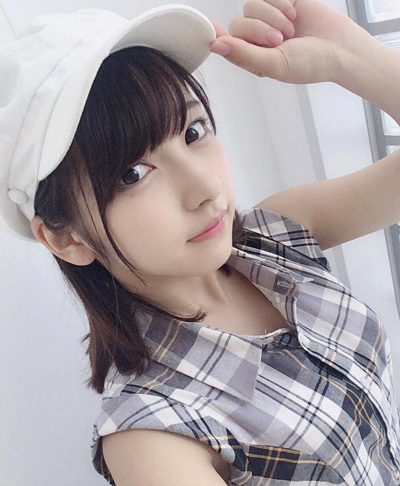 我和岳毌在玉米田婚后的秘密 翻车辣妹