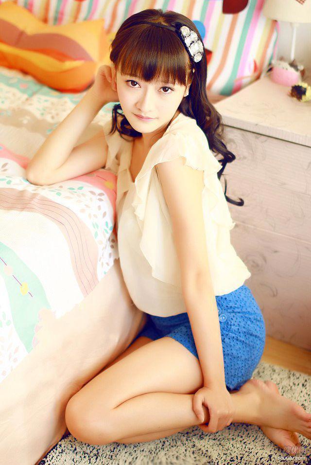 在车上被强,嗯啊,不要 口述与陌生阿姨在车后的销魂情事