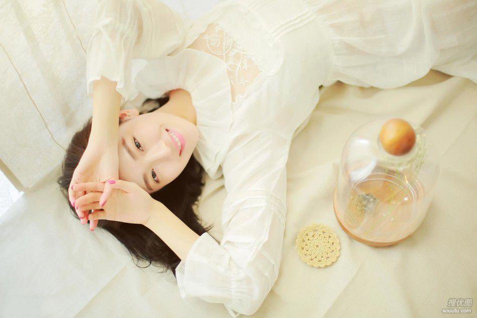 女儿撞见我和男友亲昵骂我是贱人