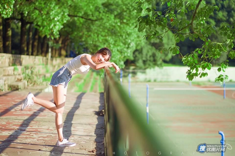 小伙子与阿姨的故事 他也没想到自己会爱上她