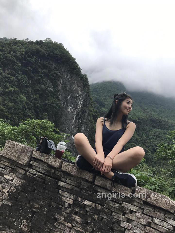 分手后到底该不该扔掉旧日信物？