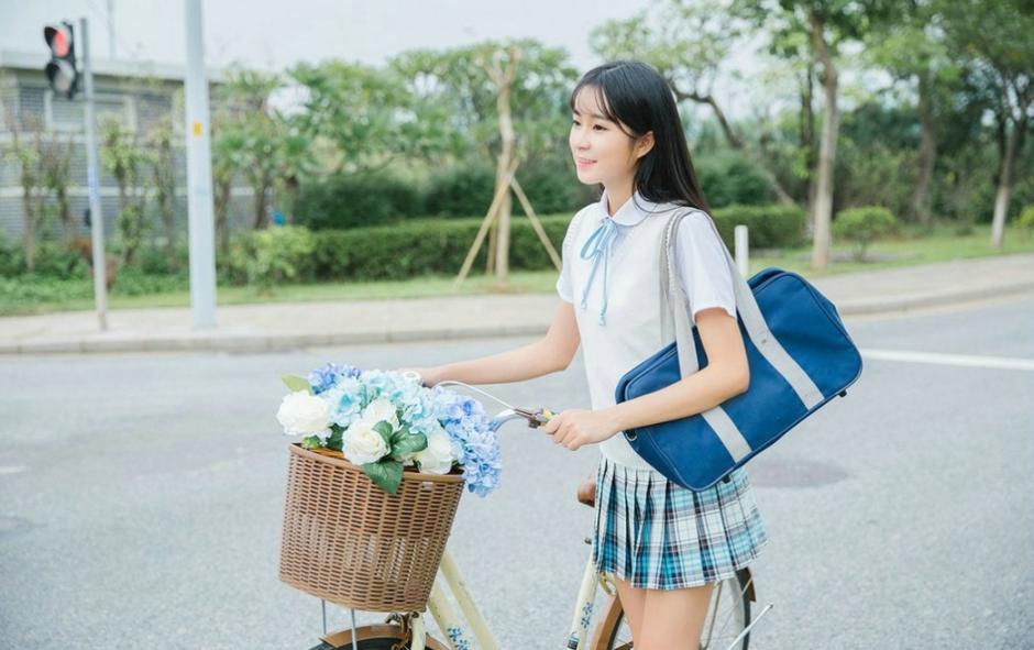 我和同事一夜情后他去公司炫耀
