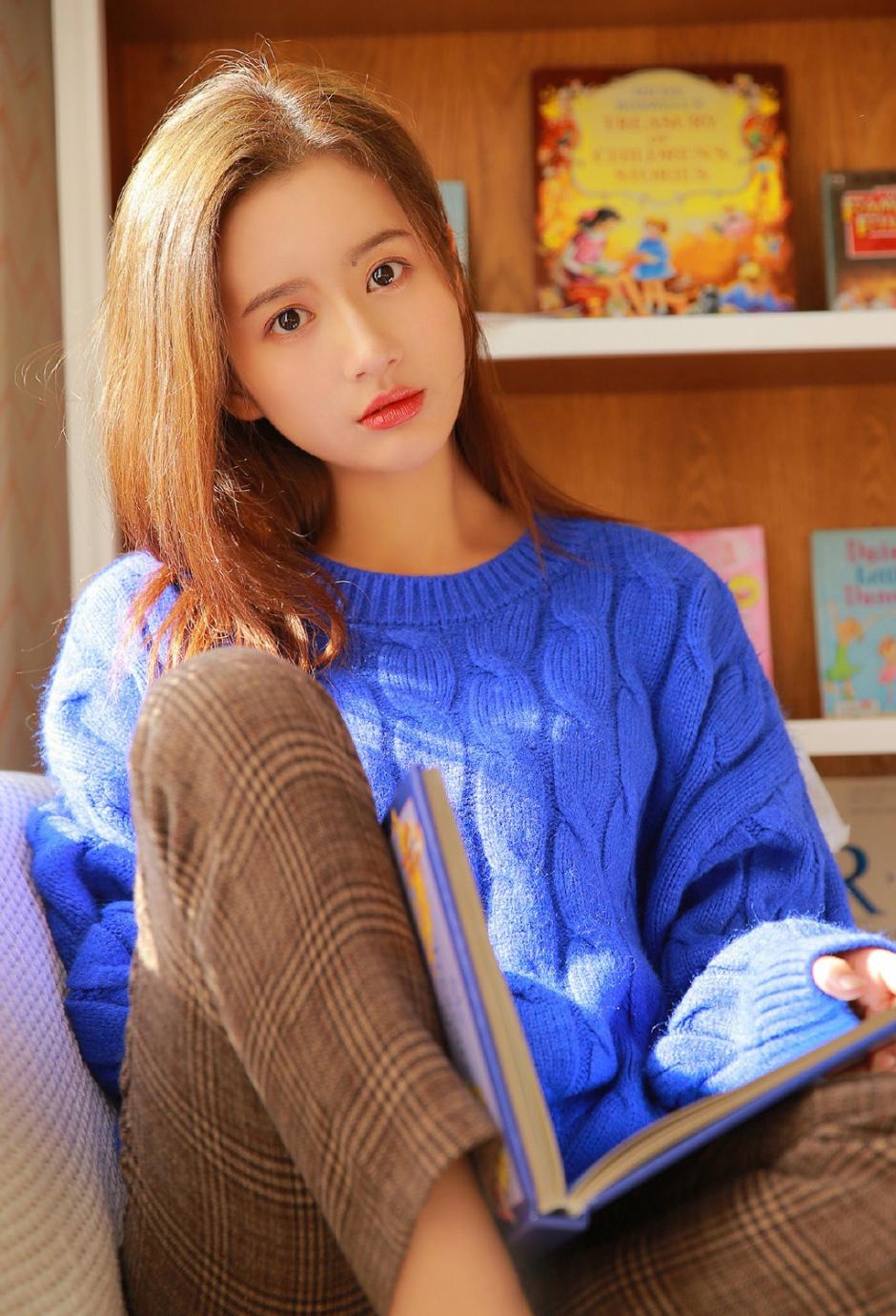 亲热他说控制不住 我和王姨地故事 那夜我解开了她的内衣