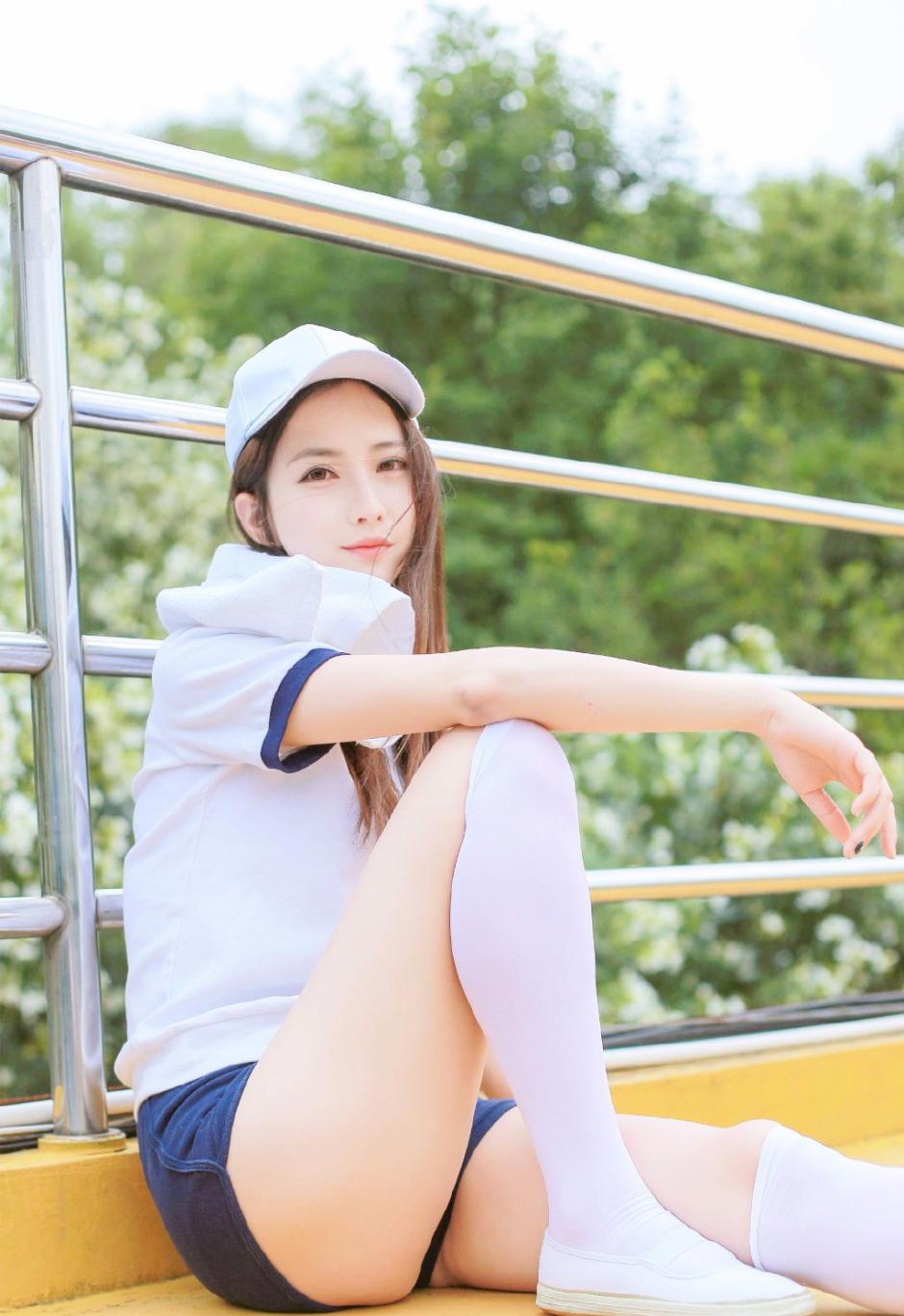 村里留守少妇偷情的故事，我只想好好满足下自己