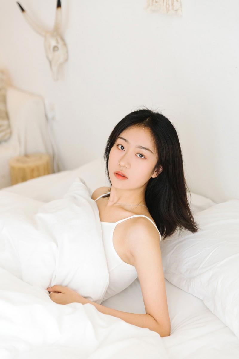 一次在火车上与陌生美少女的艳遇性事