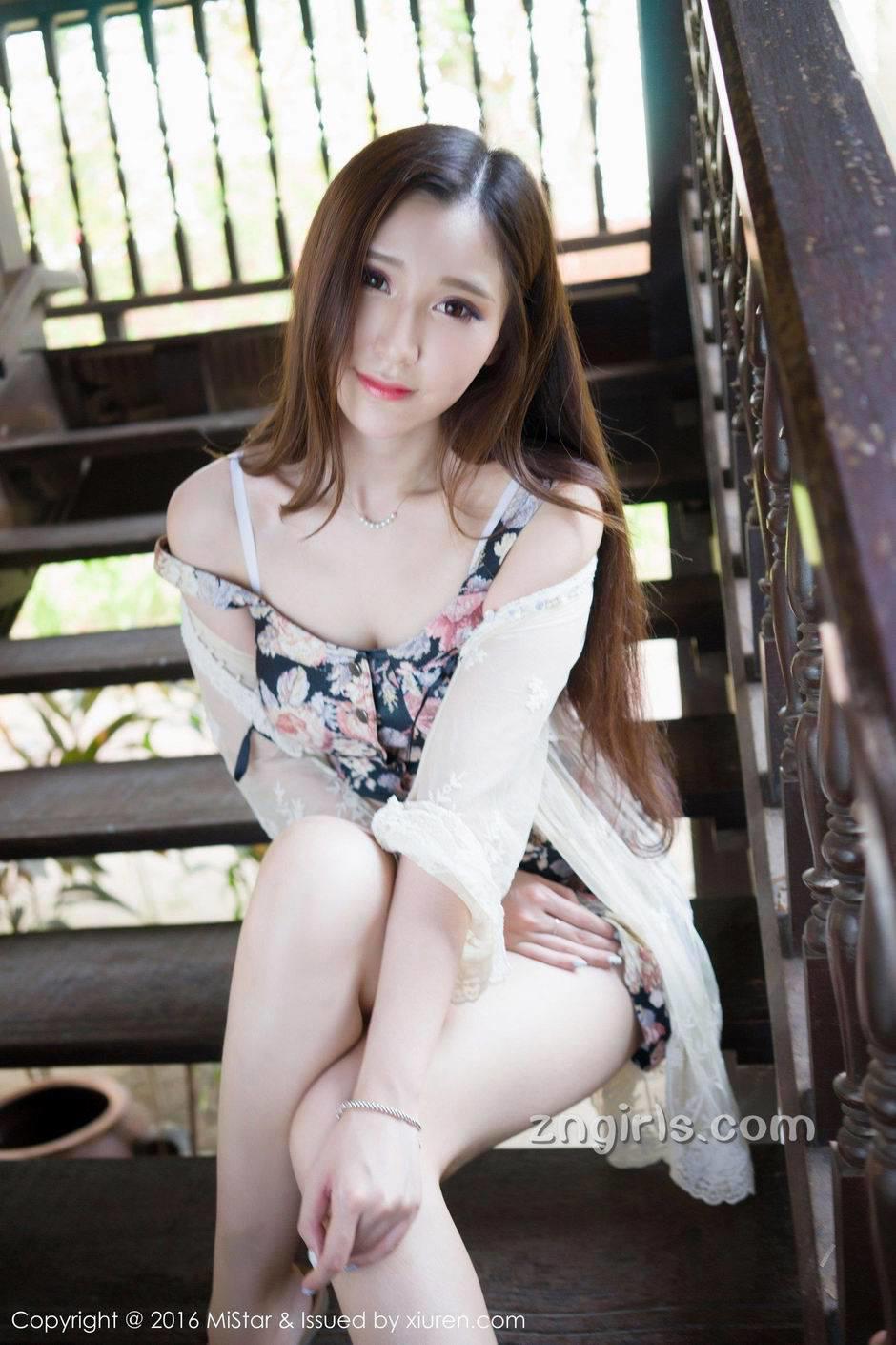 老公的婚外遇 和老婆朋友车震 茵茵的故事