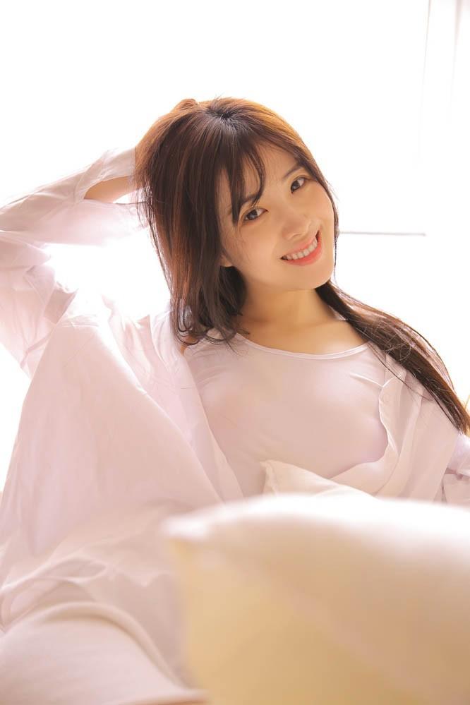 丝袜骚女 爱情白皮书小说全本无删减
